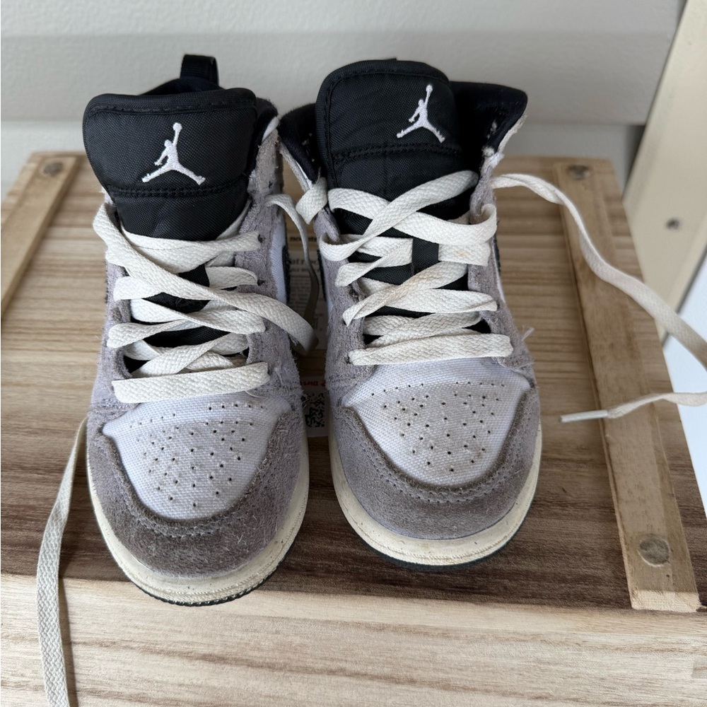 Kids Jordan 1